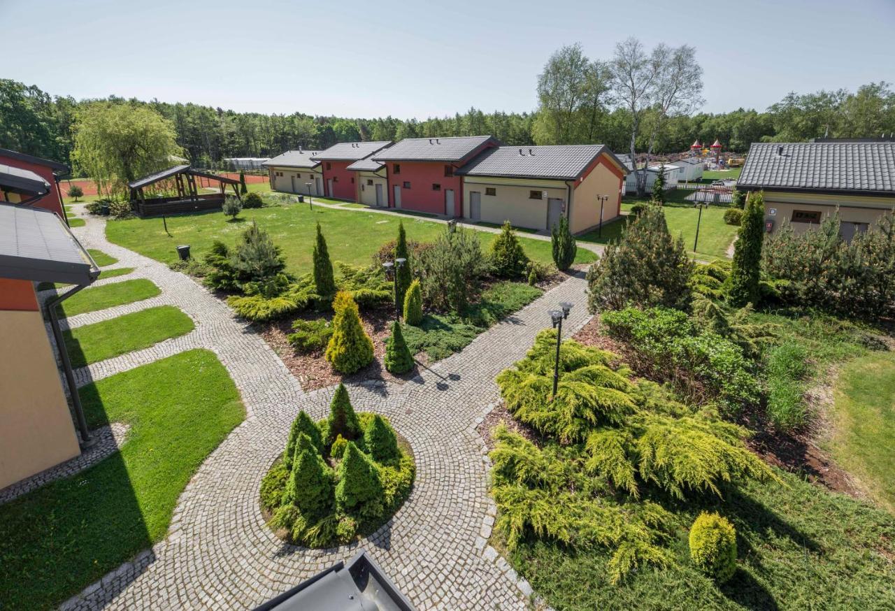Centrum Wypoczynkowo-Konferencyjne Solaris Łazy Buitenkant foto
